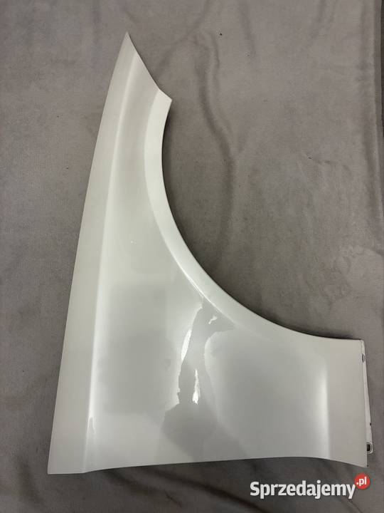 Błotnik prawy Mercedes Cls W218 lift color 799 Siedlce