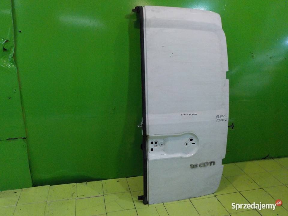 OPEL COMBO D 16r drzwi prawe tyl Suków