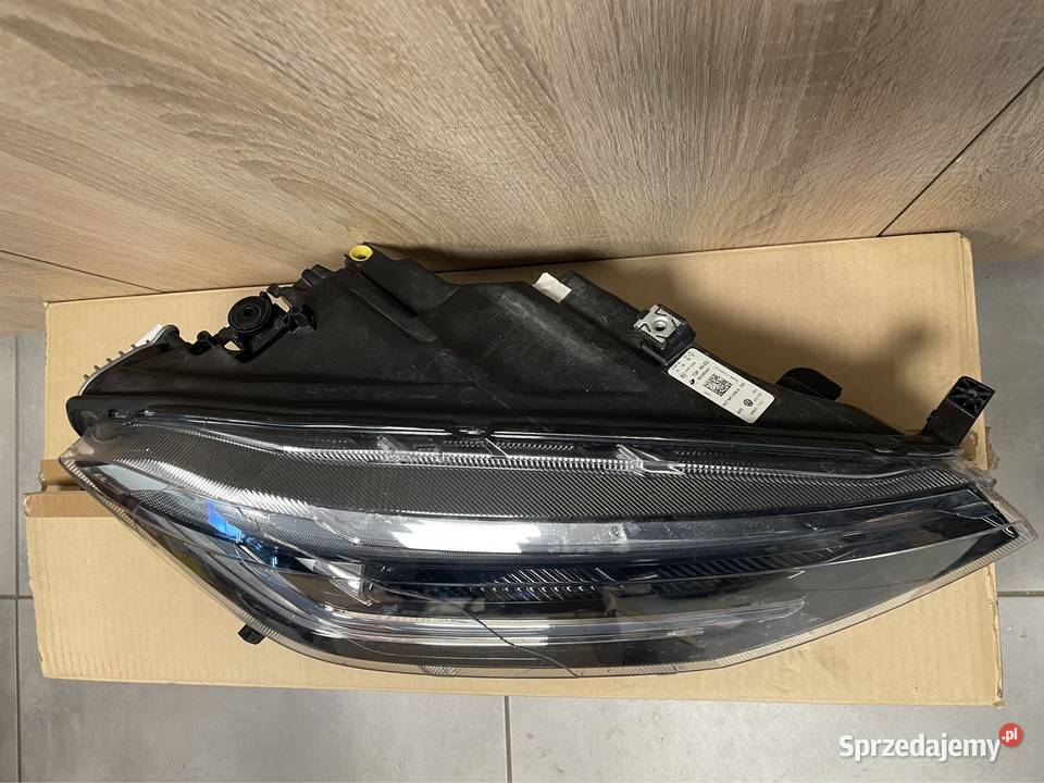 Volkswagen Taigo reflektor prawy przód full led Kozubszczyzna