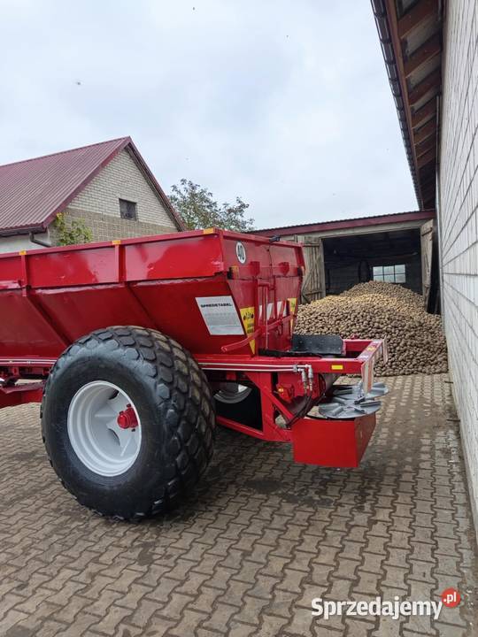 Rozsiewacz wapna Bredal b8 Baruchowo
