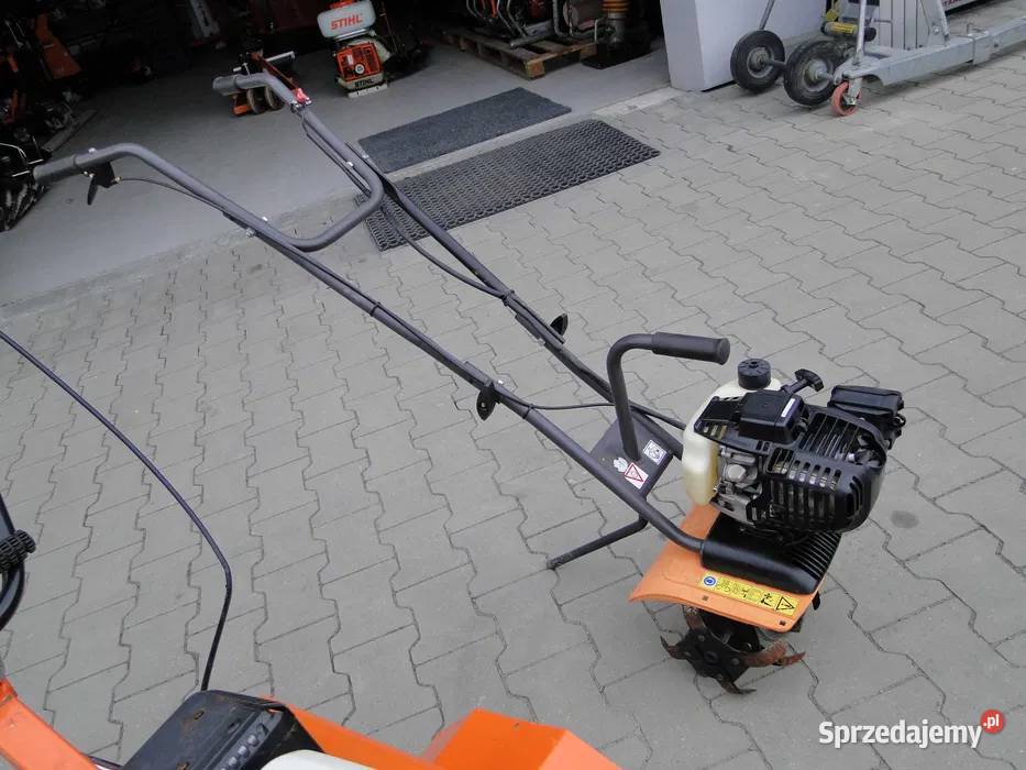 Glebogryzarka spalinowa HONDA GX160 HUSQVARNA