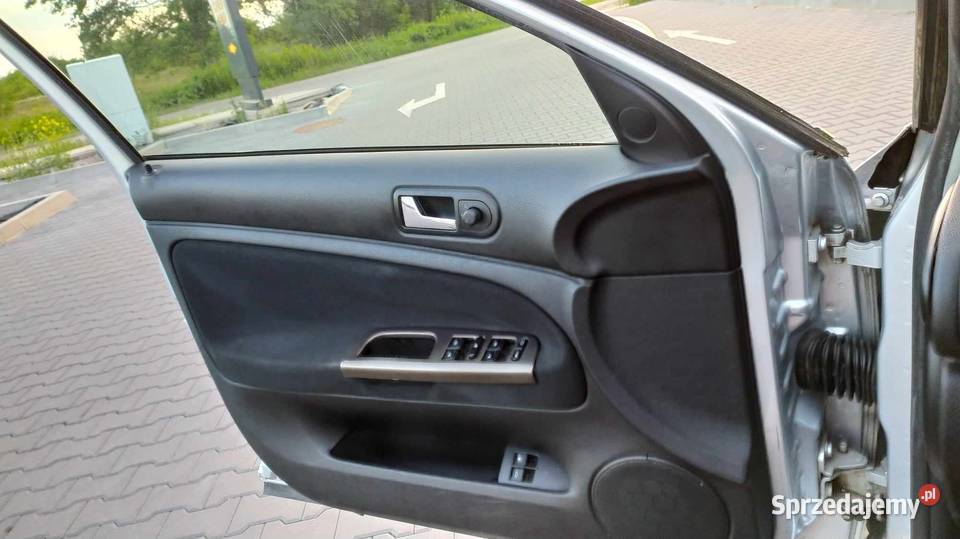 Passat B5 fl 19 TDI 130 96 KW bezwypadkowy 368459km Tomaszów Lubelski