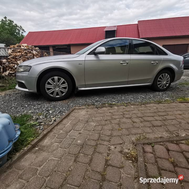 Zadbany audi a4 b8 20tdi 143 tanio świętokrzyskie Ostrowiec Świętokrzyski sprzedam