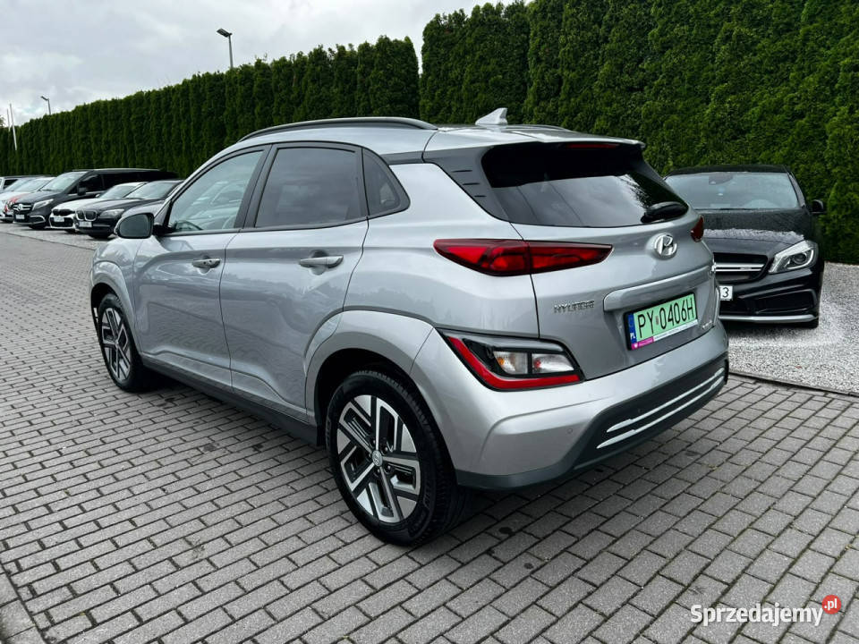 Hyundai Kona Niski przebieg Zarejestrowany II szary Baranowo sprzedam