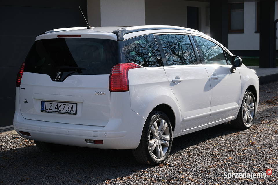 Peugeot 5008 FL 20 HDi 7miejsc Allure nawigacja 4/5