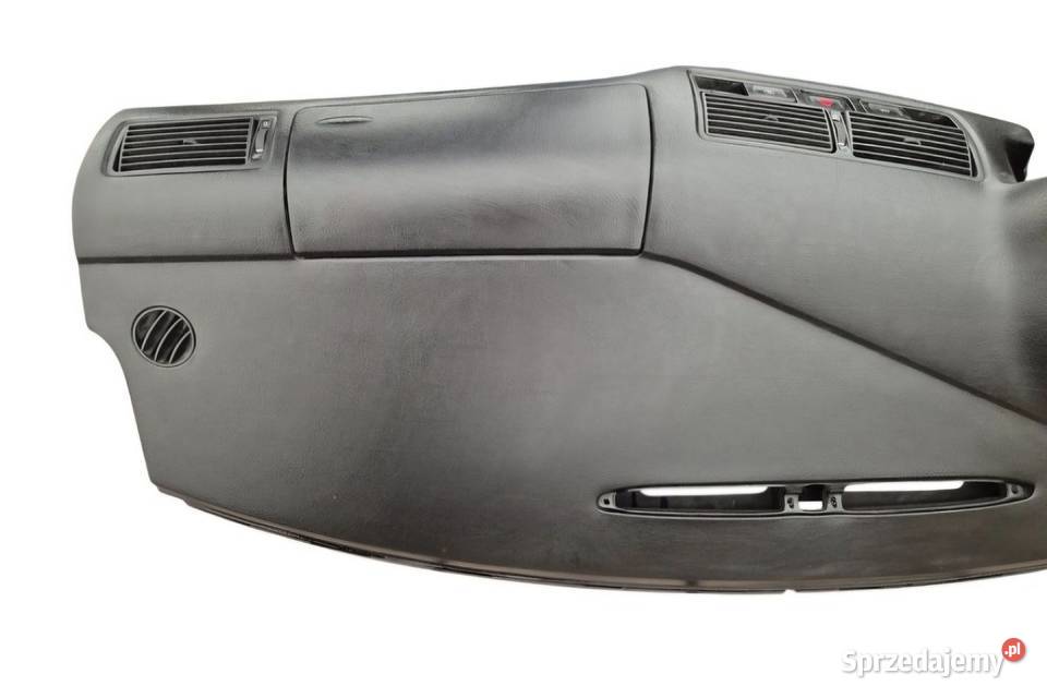 DESKA ROZDZIELCZA KONSOLA VW GOLF IV VW BORA Wyposażenie wnętrza Działoszyce sprzedam