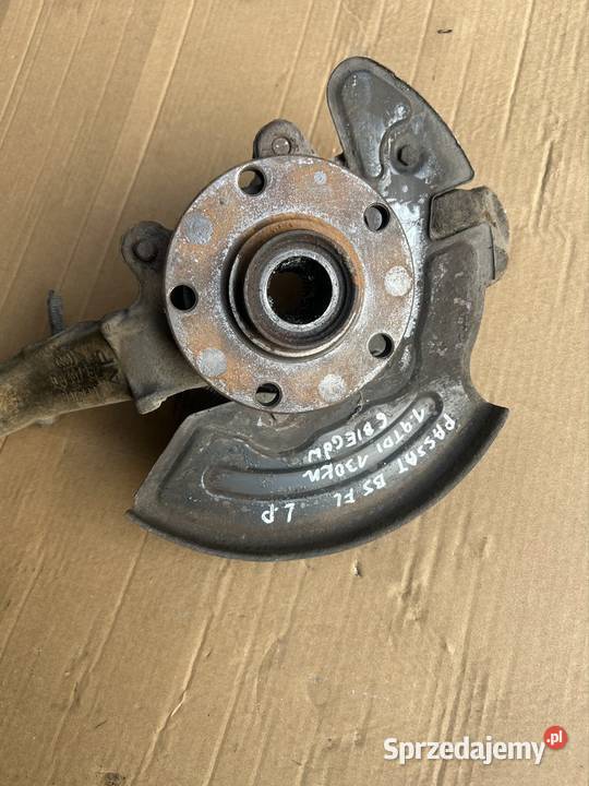 Zwrotnica lewy przód Passat b5 fl 19tdi 130 Bydgoszcz