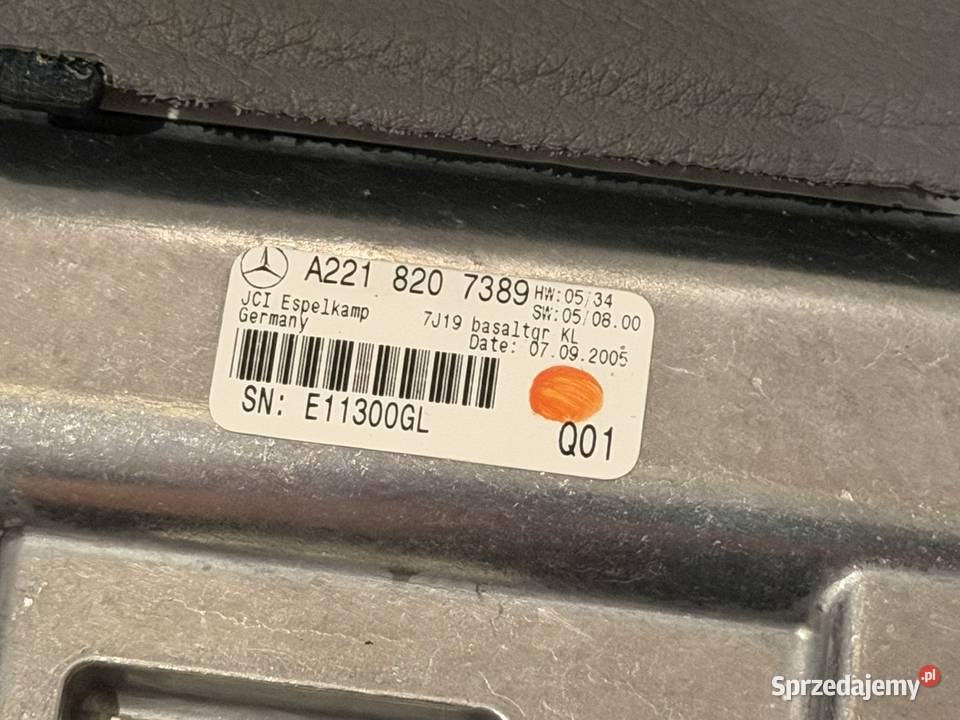 Ekran wyświetlacz radia A2218207389 Mercedes S Kielce sprzedam