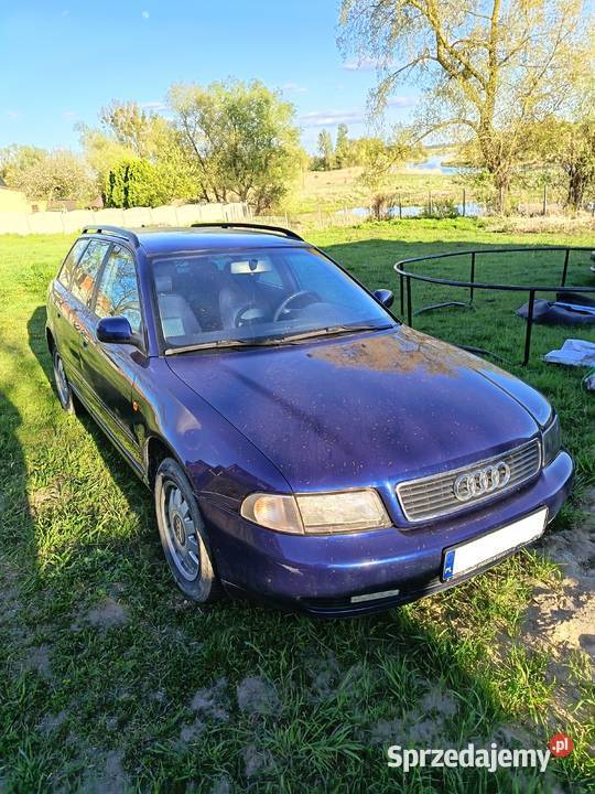 Audi A4 B5 1998 16 benzyna 101 Rok produkcji 1998 A4 Słupca