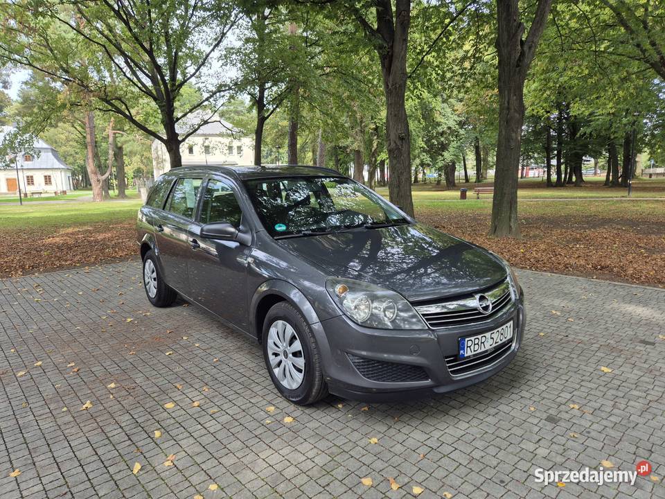 OPEL ASTRA H KOMBI 16 16v 200910 centralny zamek Haczów