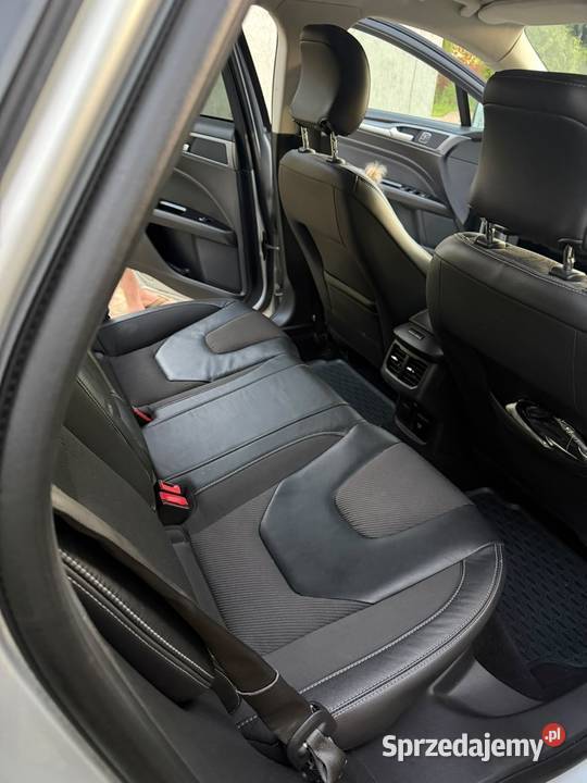 Ford Mondeo mk5 Grzebienisko