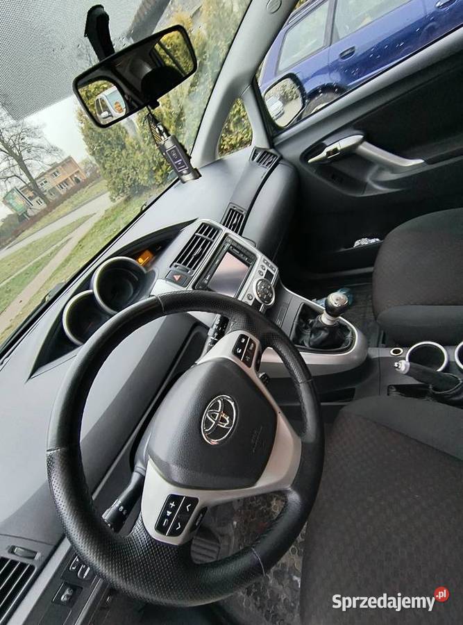 Toyota Verso 20 D4D elektryczne lusterka Czaplinek