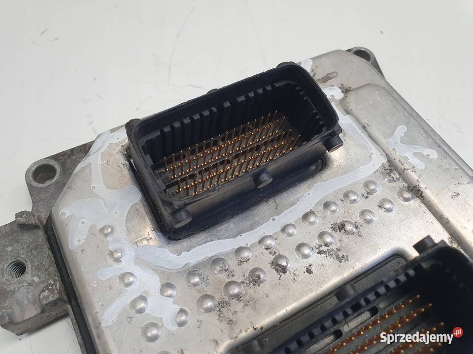 Opel Zafira B 18 16V STEROWNIK SILNIKA komputer Rudka