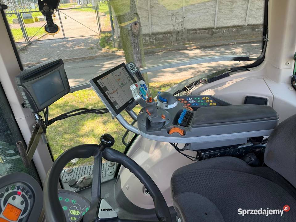 Ciągnik rolniczy Fendt 828 Vario dolnośląskie Nowa Ruda