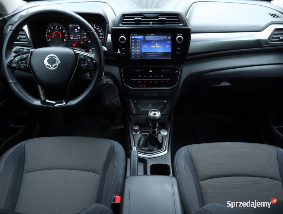 SsangYong Tivoli 15 TGDI czarny Piaseczno