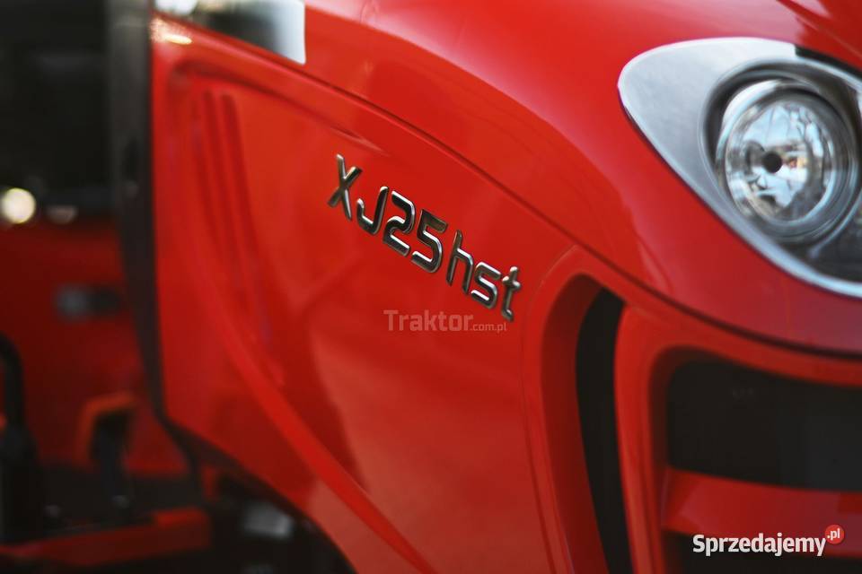 LS Tractor XJ25 HST 4x4 244 TURF Red Edition