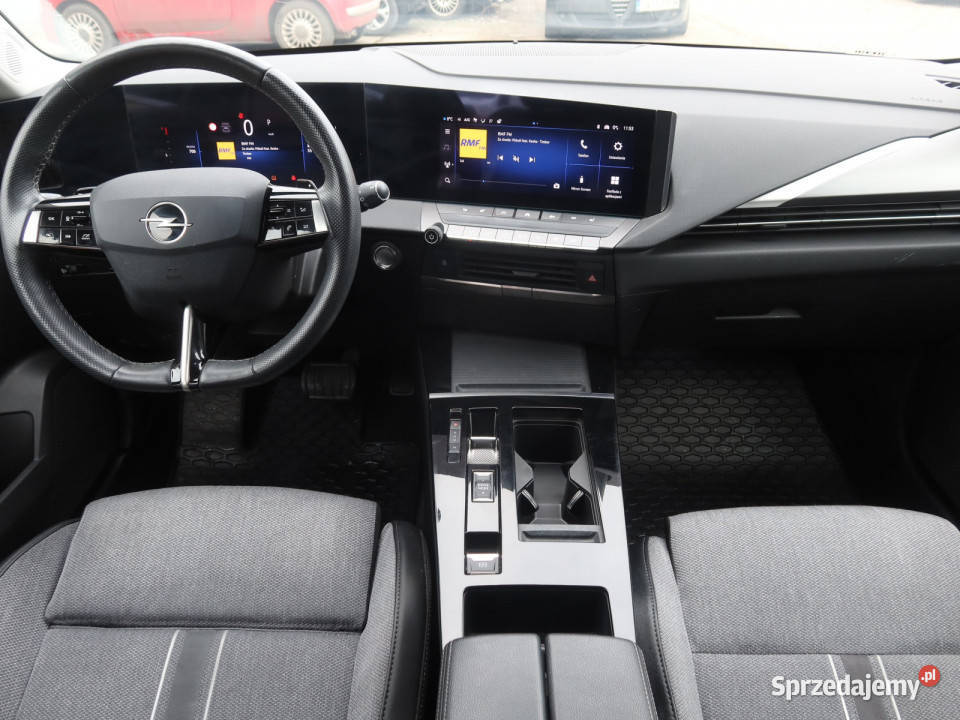 Opel Astra 12 Turbo czujnik parkowania