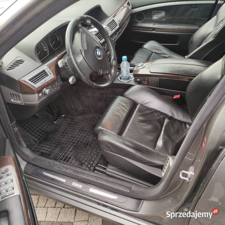 dużym serwisie Seria 7 Warszawa