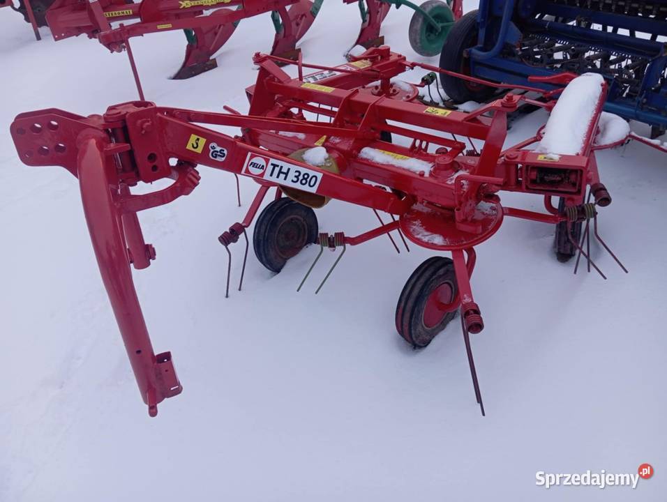 Przewracarka przetrząsają do siana Fella Łagów