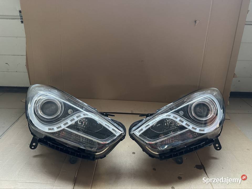 Reflektory Xenon Hyundai i40 AFS osobowe Rzeszów
