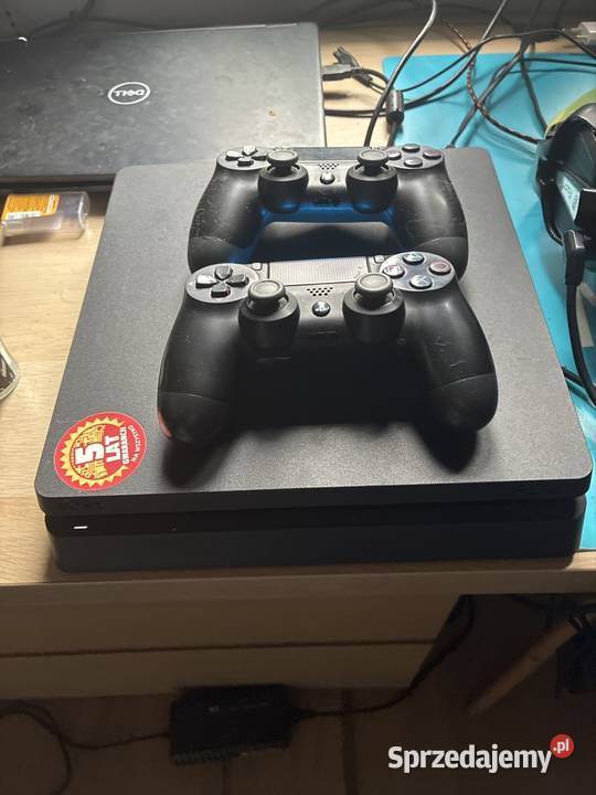 mam na szprzedaż PlayStation 4 stan używany Wilcze sprzedam