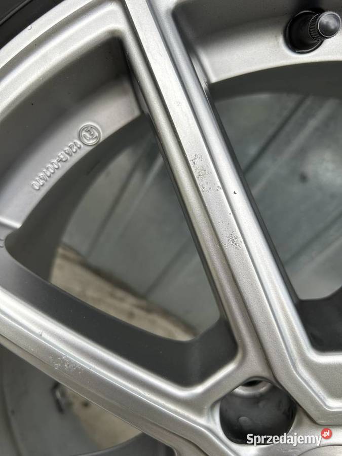 Koła komplet 2254517 rozstaw 5x112 opony Pirelli sprzedam