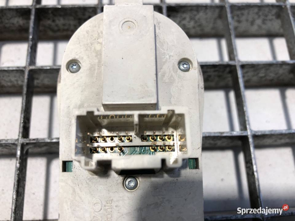 WŁĄCZNIK ŚWIATEŁ VOLVO FH 20953569 PRZYCISK ciężarowe