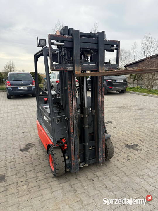 wózek widłowy elektryczny LINDE E16C02 Triplex diesel Działoszyn
