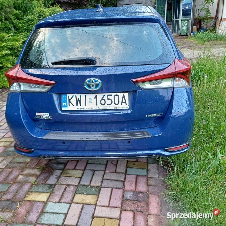 Toyota Auris hybryda kombi LPG garażowany małopolskie