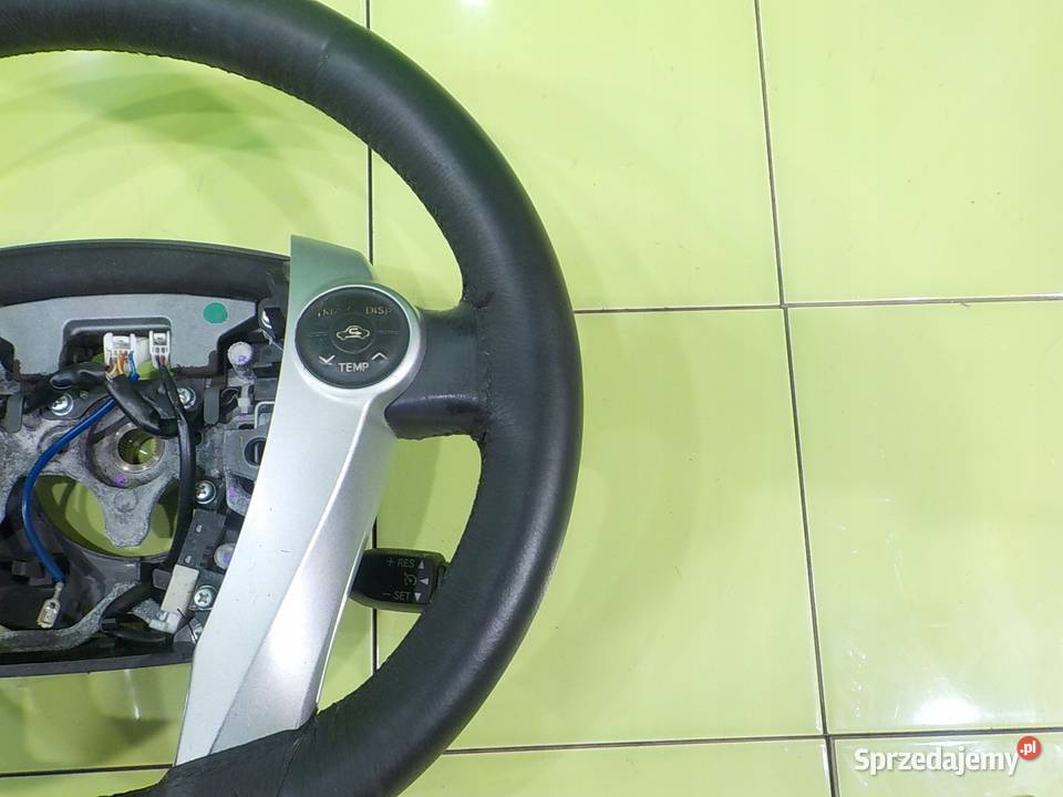 TOYOTA PRIUS III 18 VVTI AUT 10r 5D kierownica Suków sprzedam