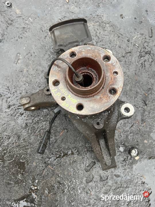 Zwrotnica lewy przód Renault Latitude 20 Dci Radzyń Podlaski