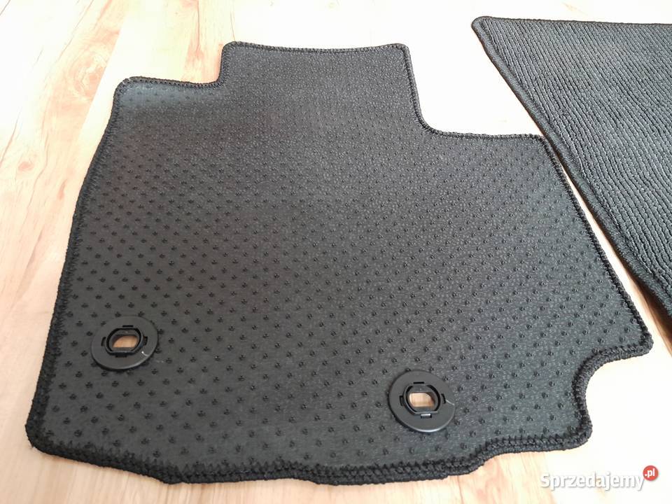 Dywaniki welurowe do Suzuki SCROSS Hybrid Polkowice