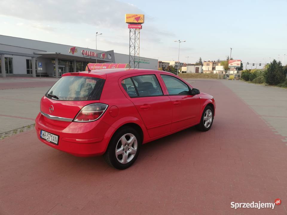 OPEL ASTRA H ENJOY z roku 2007 z silnikiem Astra mazowieckie