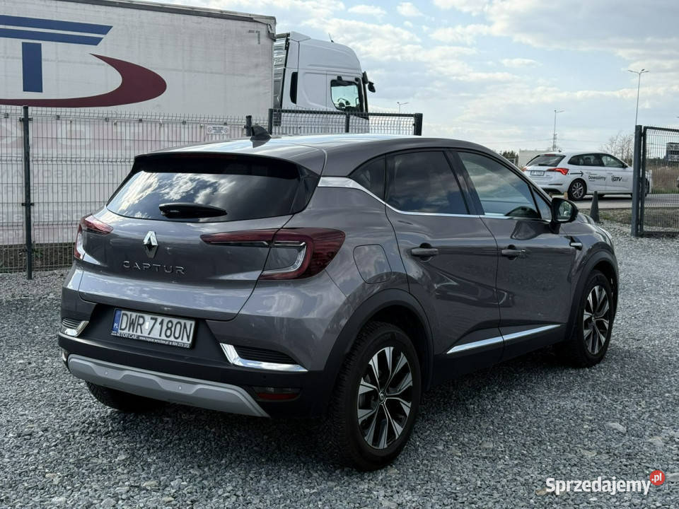 Renault Captur 13 TCe mHEV 140 11 kamera Captur