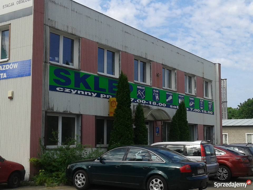 Zajezdnia i portiernia z nieczynną stacją paliw pomorskie Słupsk