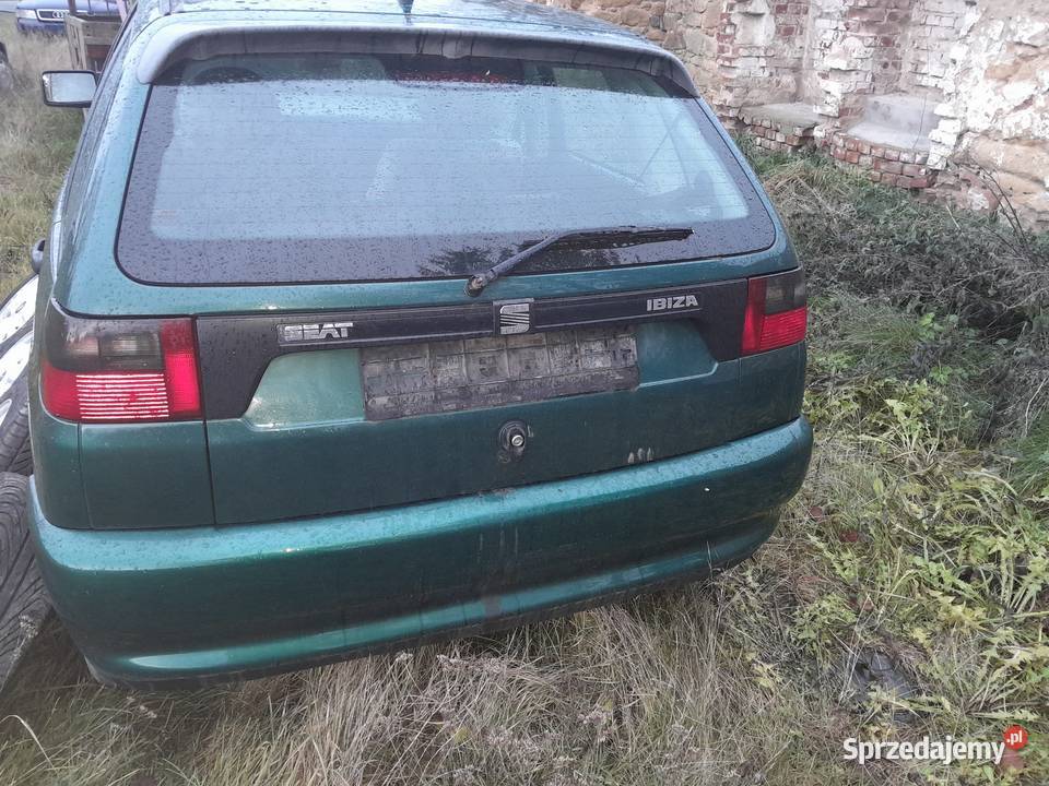 Seat Ibiza w całości na części Świerzawa