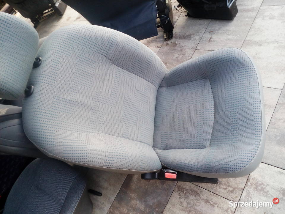 Fotel lewy kierowcy renault Kangoo 1 9808 r osobowe Połaniec