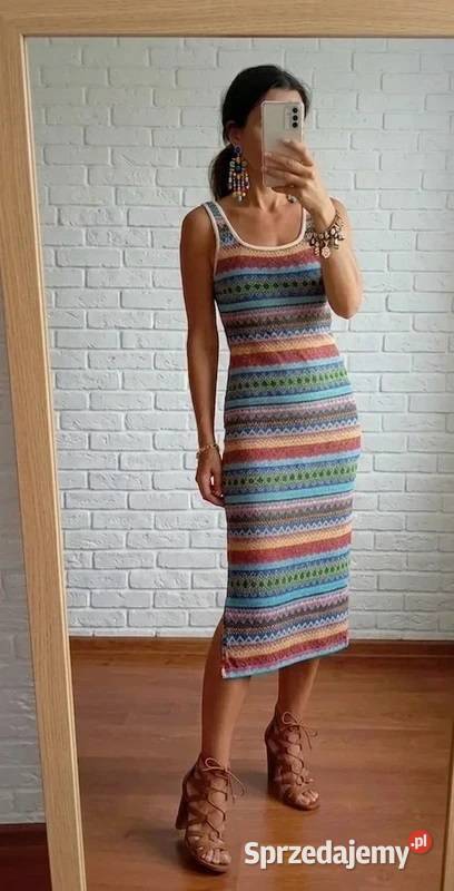 Kolorowa sukienka dzianinowa midi boho z Paski Białystok