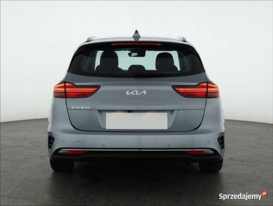 Kia Ceed 15 TGDI asystent pasa ruchu Piaseczno