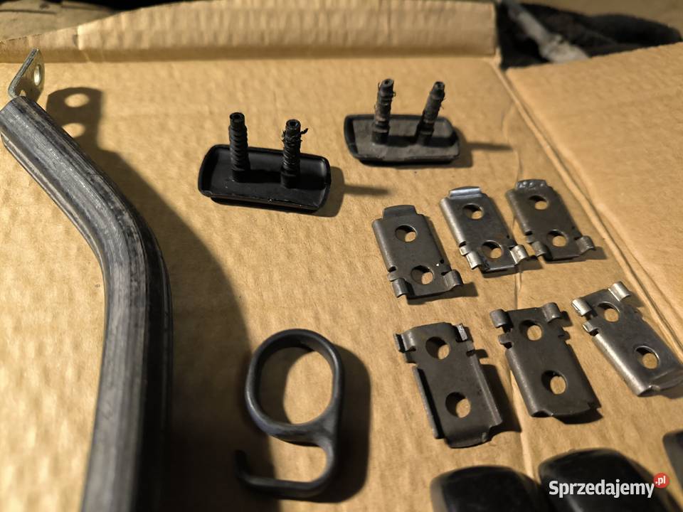 Polonez Borewicz uchwyty pasażerów maskownice Stalowa Wola