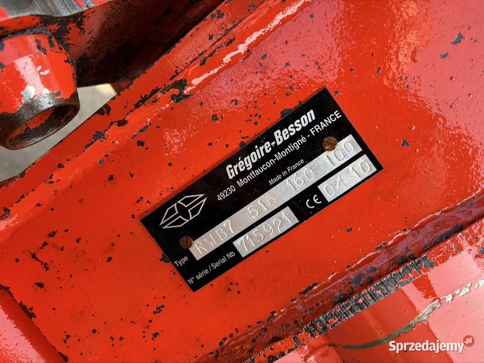Pług obrotowy 4 skibowy Gregoire Besson RWB7
