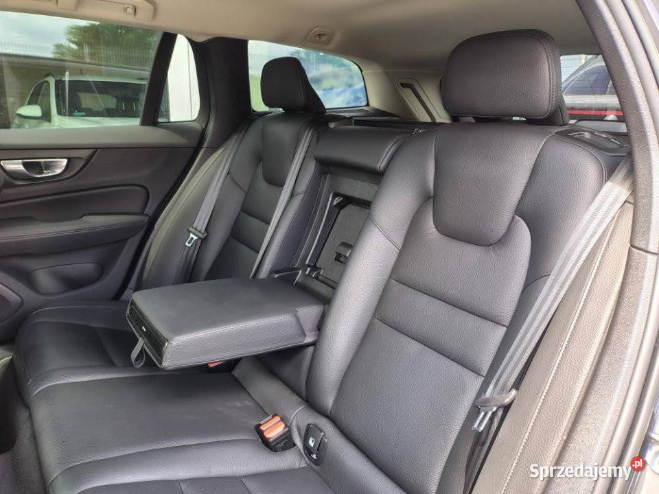 Volvo V60 2023r kamera skóra el klapa FV23 Kraków