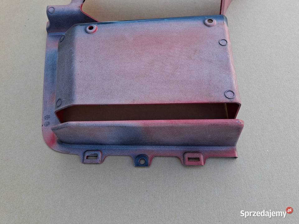 SCANIA R S OBUDOWA WNĘKA STOPNIA STOPNICY PRAWA ciężarowe Bieleń