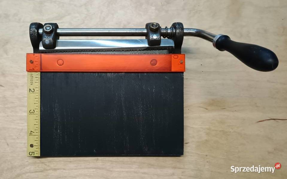 Stara gilotyna fotograficzna Lata 2030 XX w Pozostałe Częstochowa