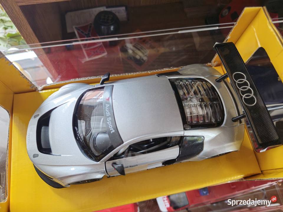 Model Audi R8 LMS 124 Rastar Legnica