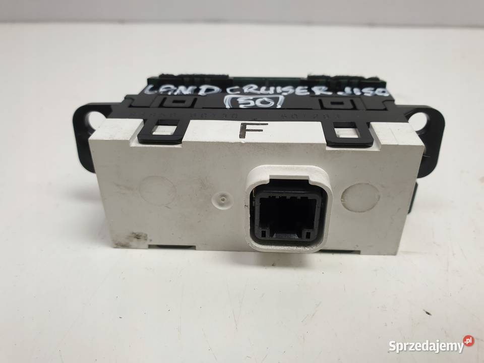 Toyota Land Cruiser J150 150 WYŚWIETLACZ EKRAN osobowe Pozostałe lubelskie
