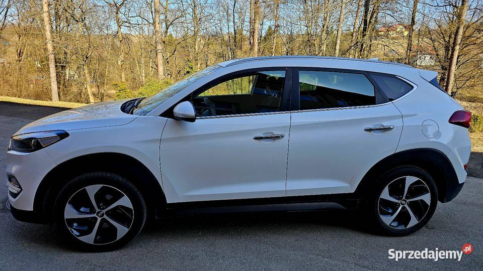 Hyundai Tucson 17 crdi nawigacja Brzozów