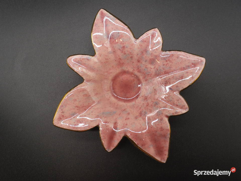 Świecznikpaterka porcelanowy w kształcie kwiatka Raszków