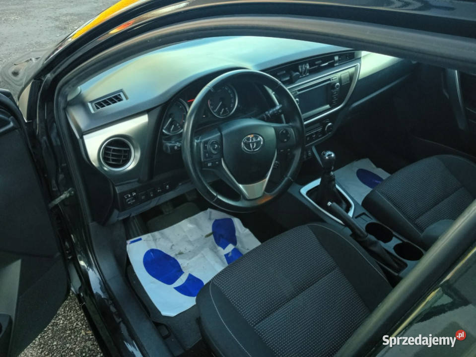 Toyota Auris II 2012 manualna Janów Lubelski