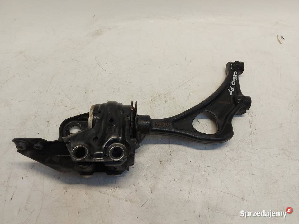 Mazda CX60 2023 wahacz prawy przód przedni dolny